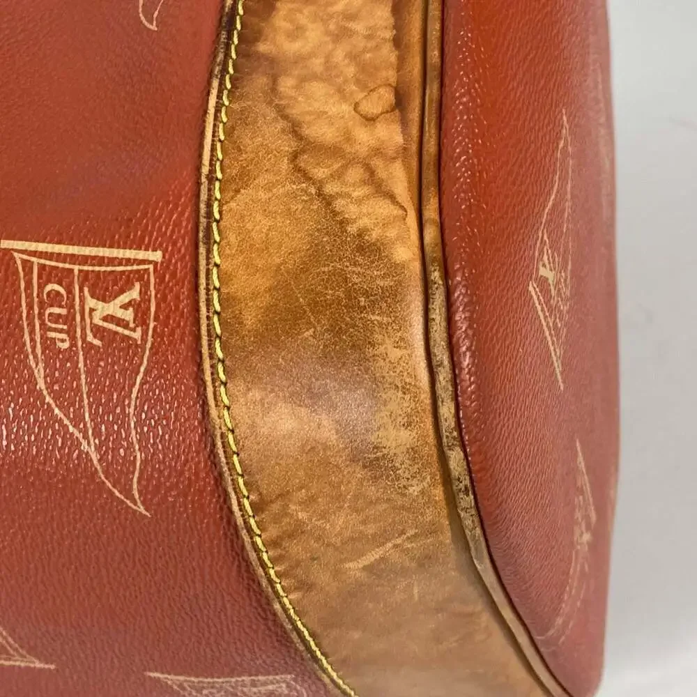 LOUIS VUITTON Brown Leather Shoulder Bag
